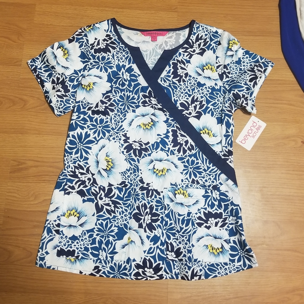 NWT Beyond Scrubs Blue Magnolia Mock Wrap Top